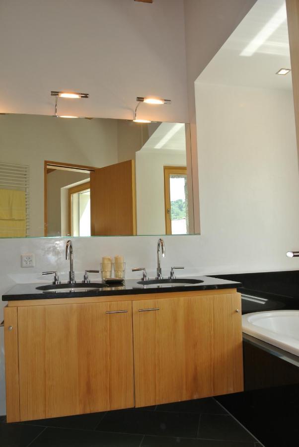 Chesa La Montanella - Ferienwohnung, มาโลจา ภายนอก รูปภาพ